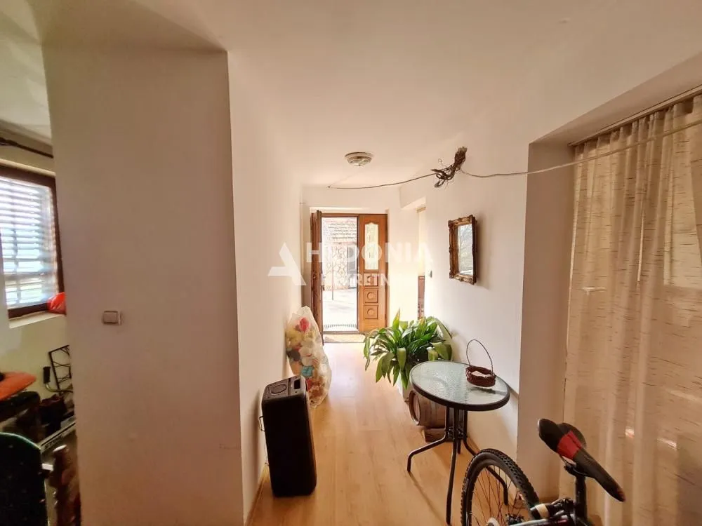 Prodaja, kuća, 364m², Darosava, Arandjelovac