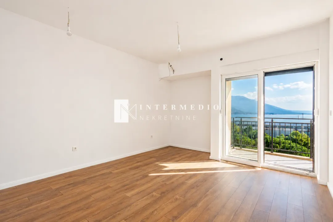 Prodaja, dvosoban stan, 58m², Bijela, Herceg Novi