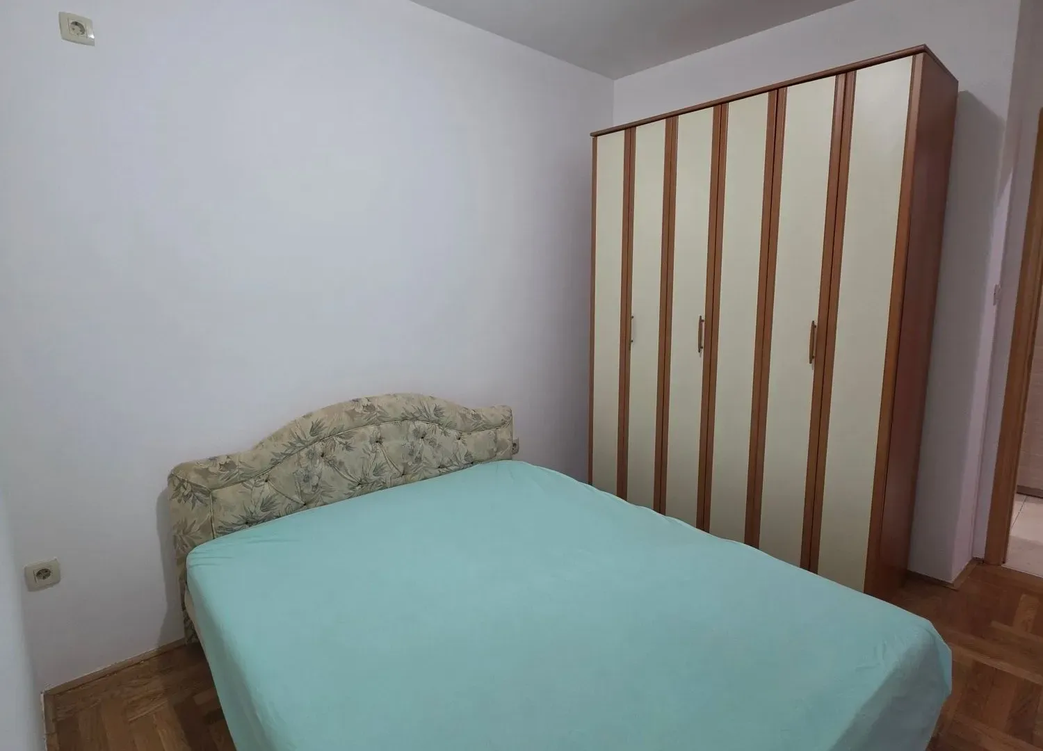 Izdavanje, dvosoban stan, 54m², Tuški Put, Podgorica