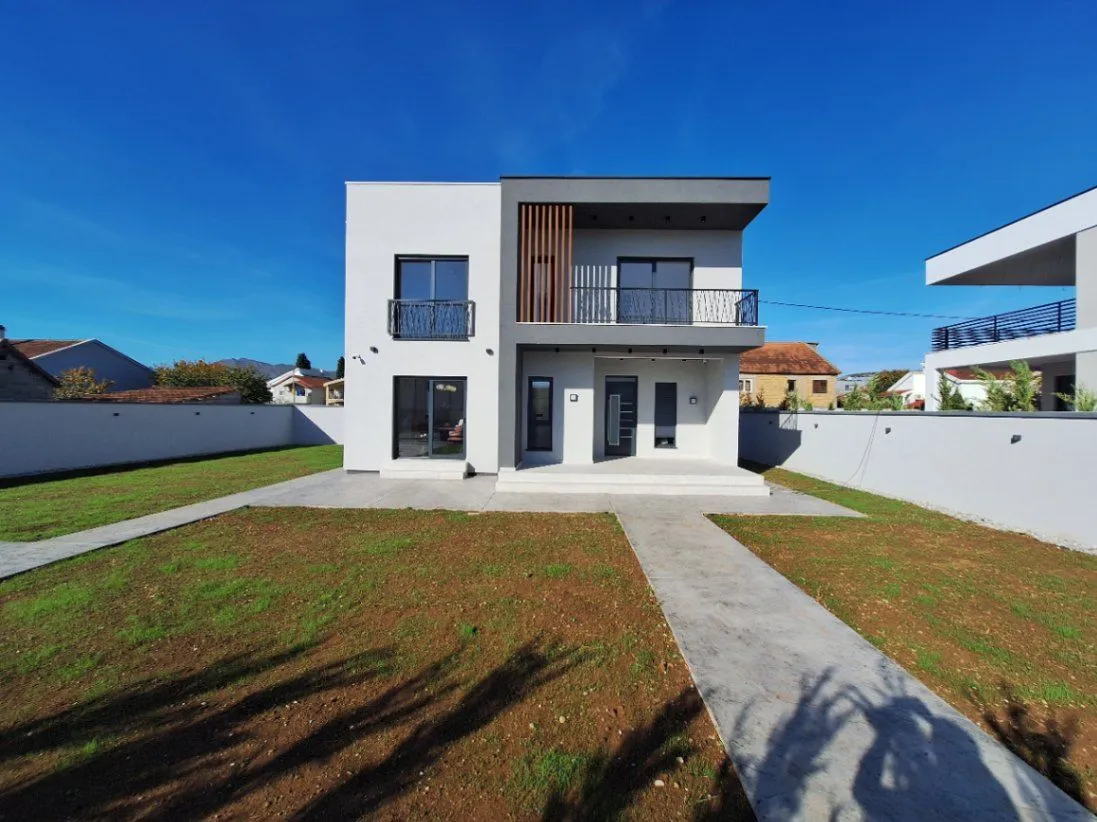 Sale, house, 141m², Gornja Gorica, Podgorica