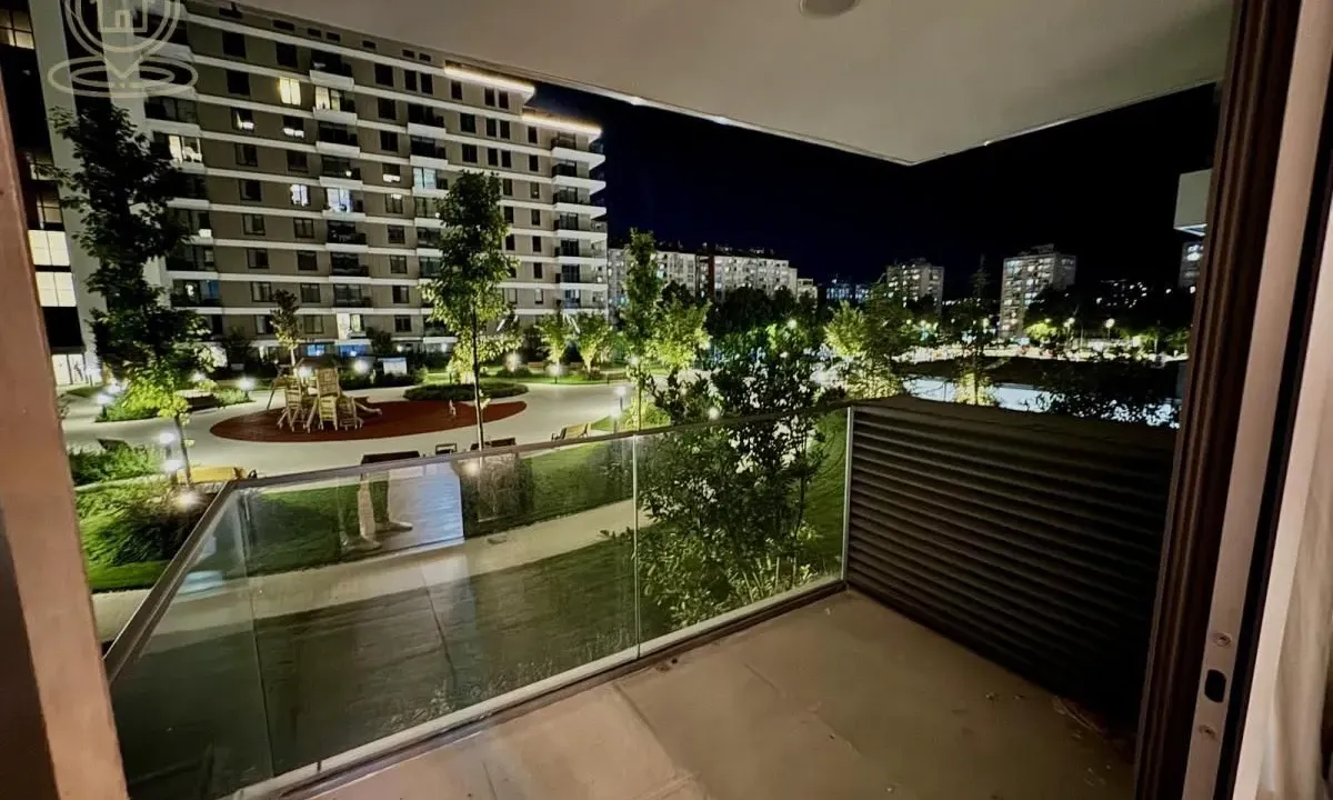 Izdavanje, trosoban stan, 75m², Bulevar, Niš