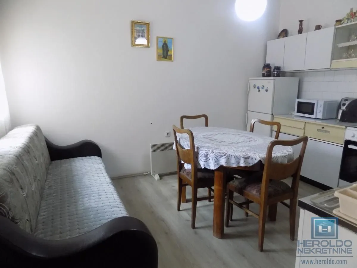 Prodaja, kuća, 217m², Paraćin, Srbija