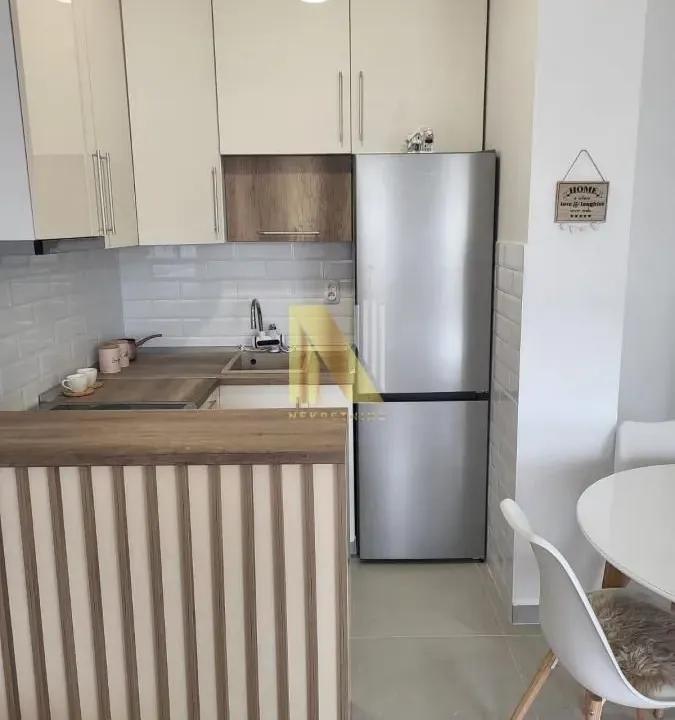 Izdavanje, dvosoban stan, 44m², Petrovaradin, Novi Sad