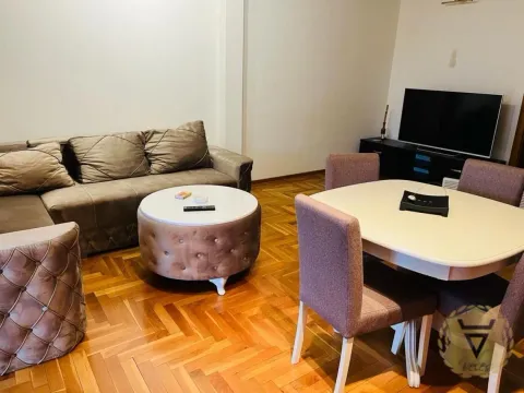 Izdavanje, dvosoban stan, 65m2, Železnik, Beograd