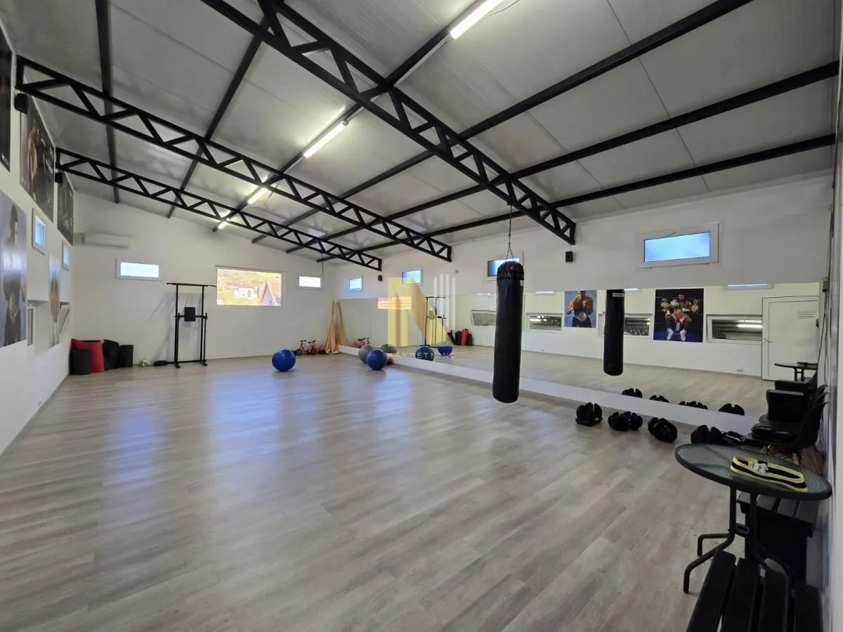 Sale, office space, 100m², Novi Sad, Srbija