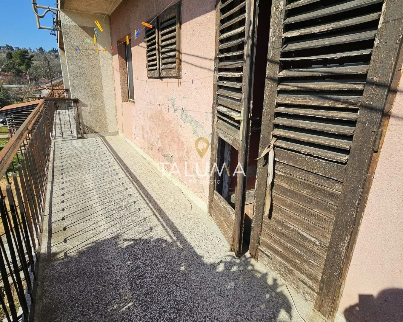 Sale, house, 300m², Masline, Podgorica