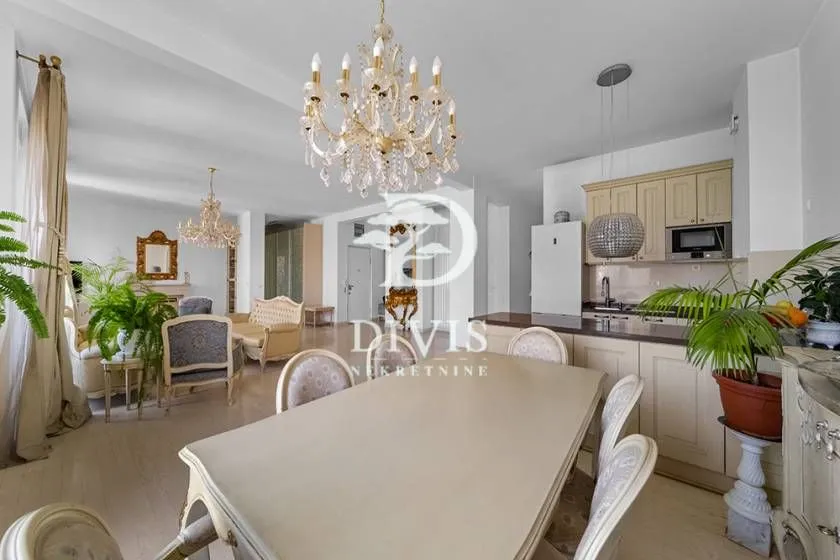 Sale, three bedroom apartment, 143m², Vukov Spomenik, Zvezdara Sve Podlokacije
