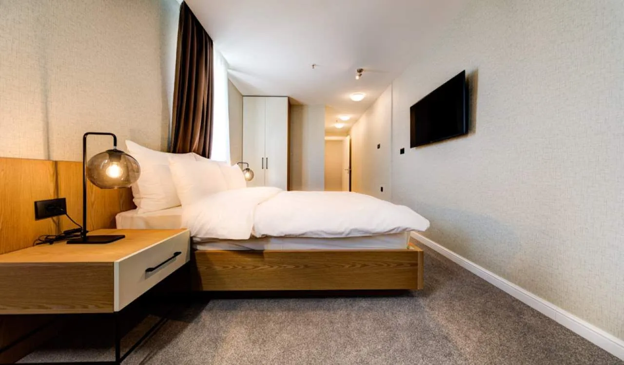 Prodaja, ugostiteljski objekat, 2800m², Danilovgrad, Crna Gora