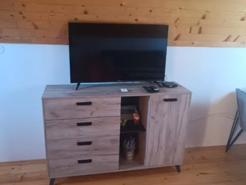 Izdavanje, kuća, 65m², Borje, Žabljak - image 2