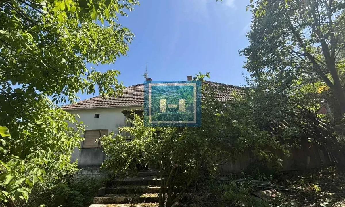 Prodaja, kuća, 76m², Izbenica, Varvarin