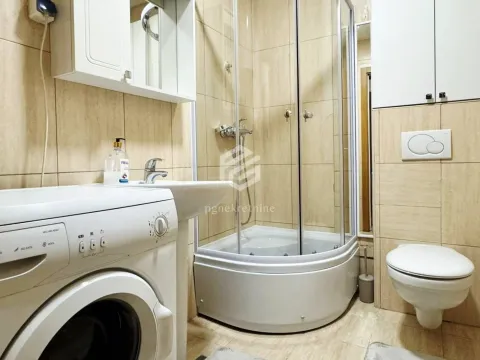 Izdavanje, jednosoban stan, 56m², Krivi Most, Podgorica - image 13