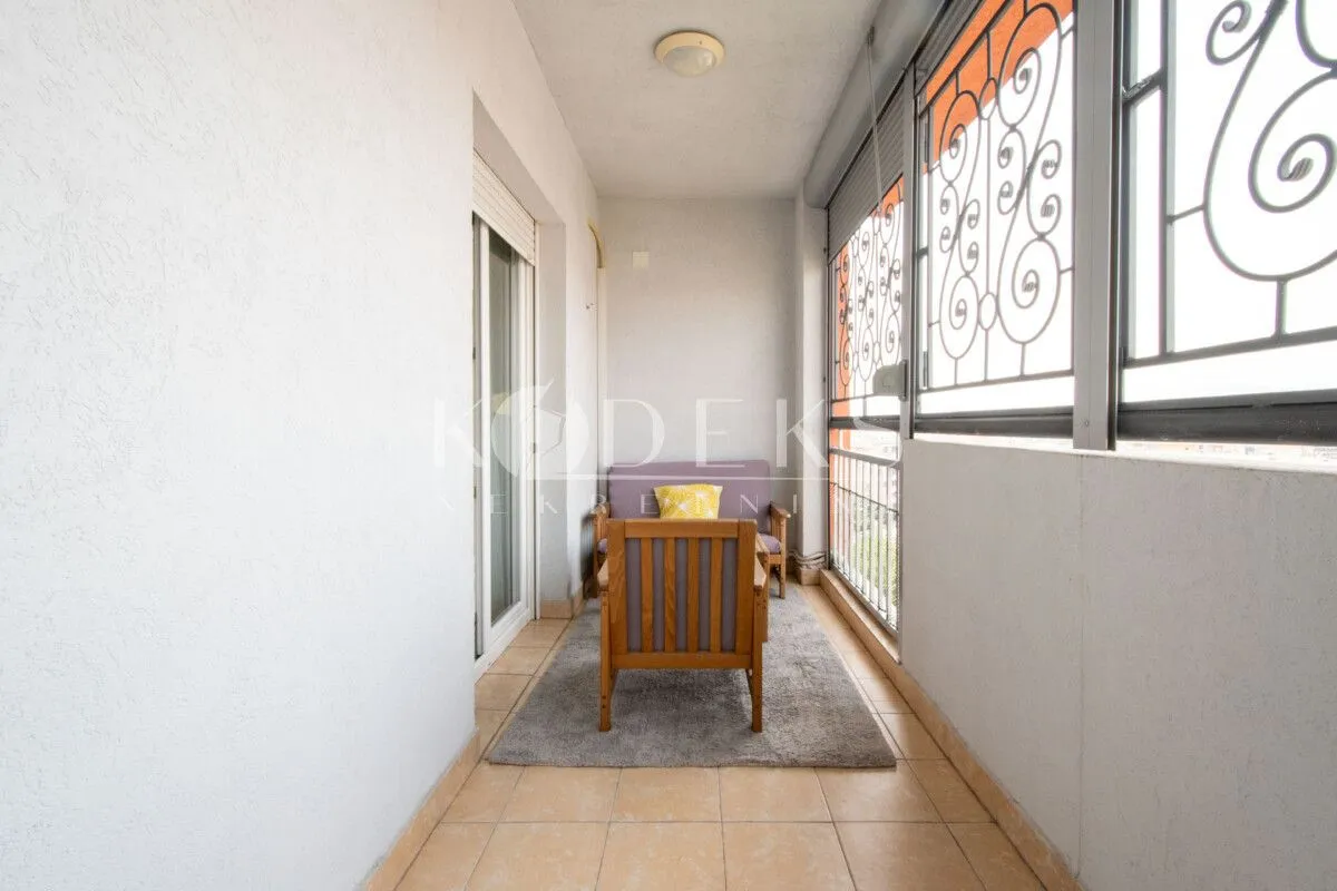 Rent, three bedroom apartment, 93m², City Kvart, Podgorica