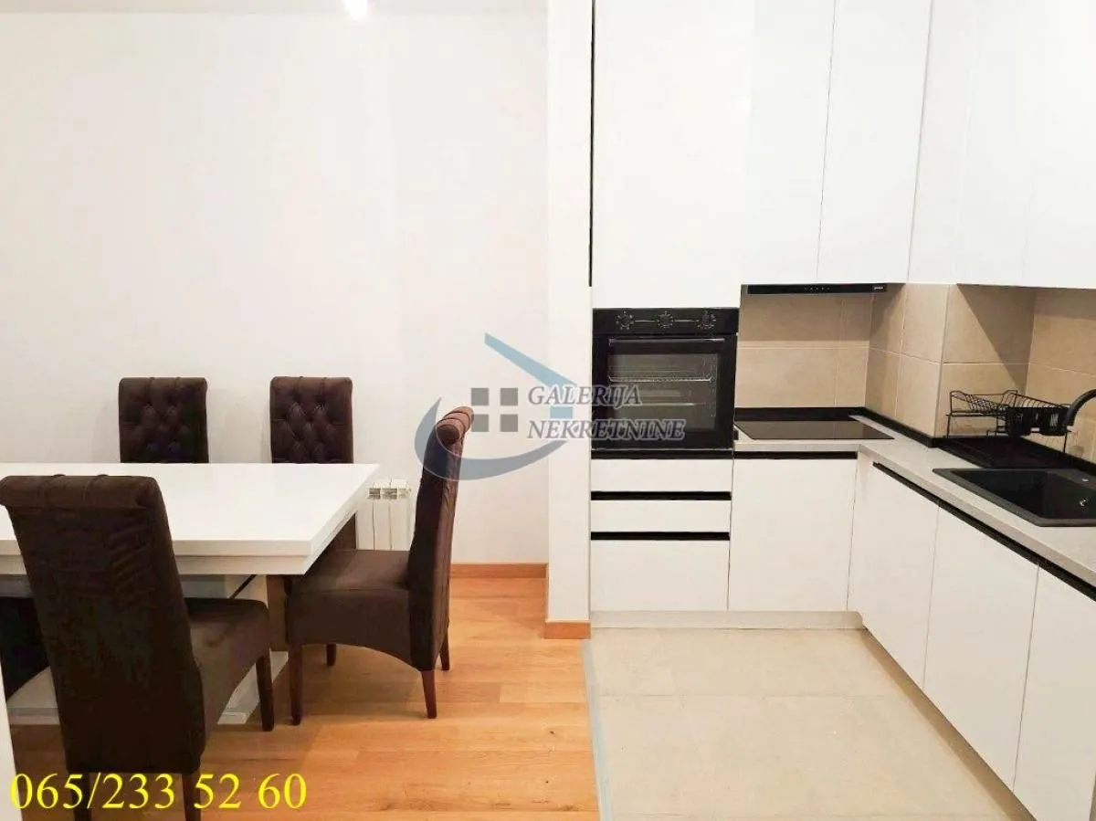 Sale, three bedroom apartment, 67m², Kluz, Zvezdara Sve Podlokacije