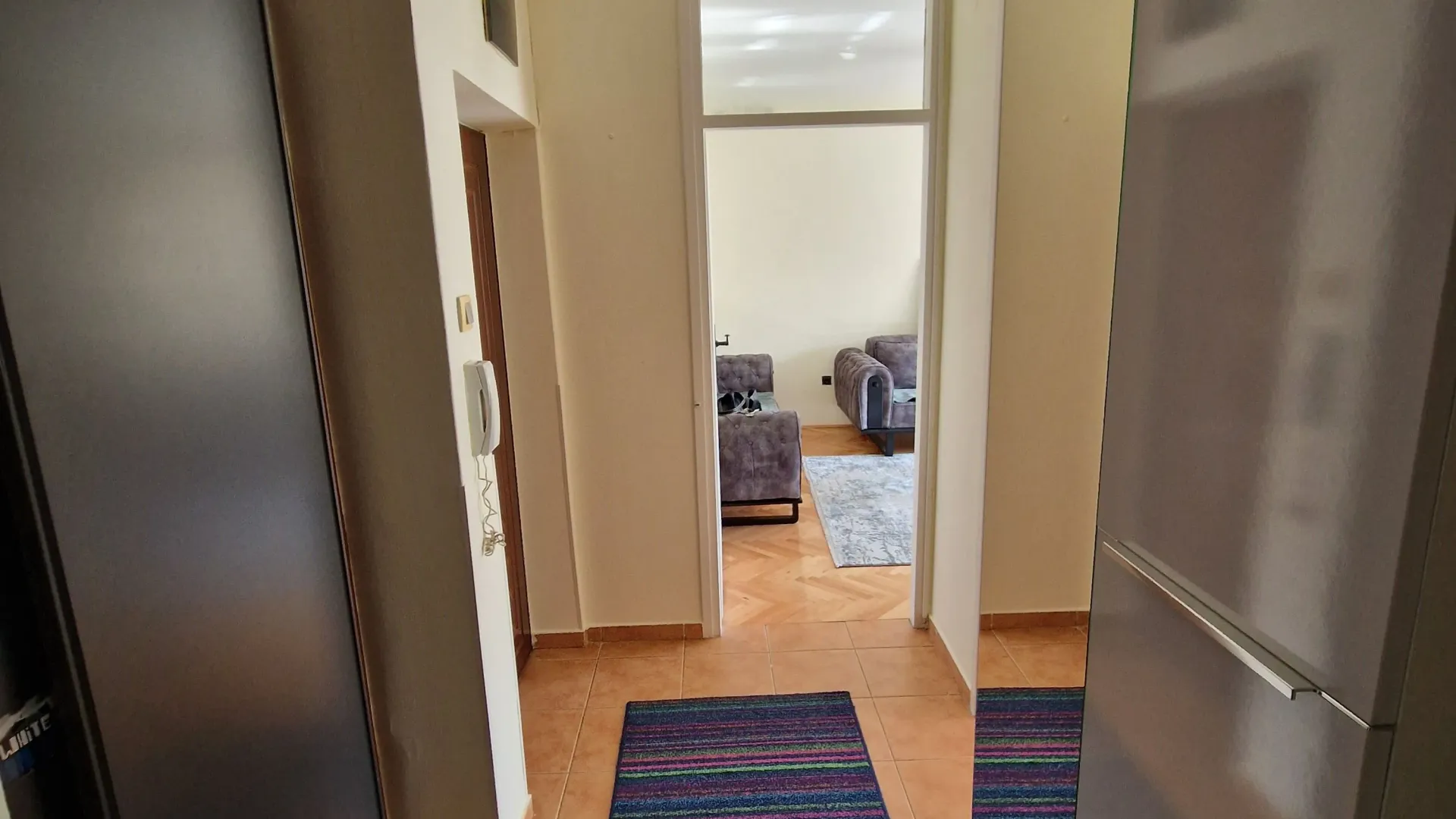 Izdavanje, dvosoban stan, 62m², Preko Morače, Podgorica