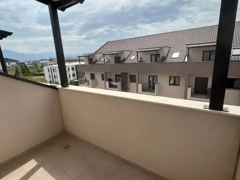 Prodaja, dvosoban stan, 70m², Zabjelo, Podgorica - image 10