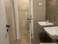 Izdavanje, poslovni prostor, 298m², Centar, Stara Pazova - image 14