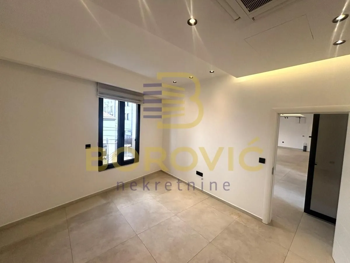 Rent, four bedroom apartment, 123m², Čubura, Beograd