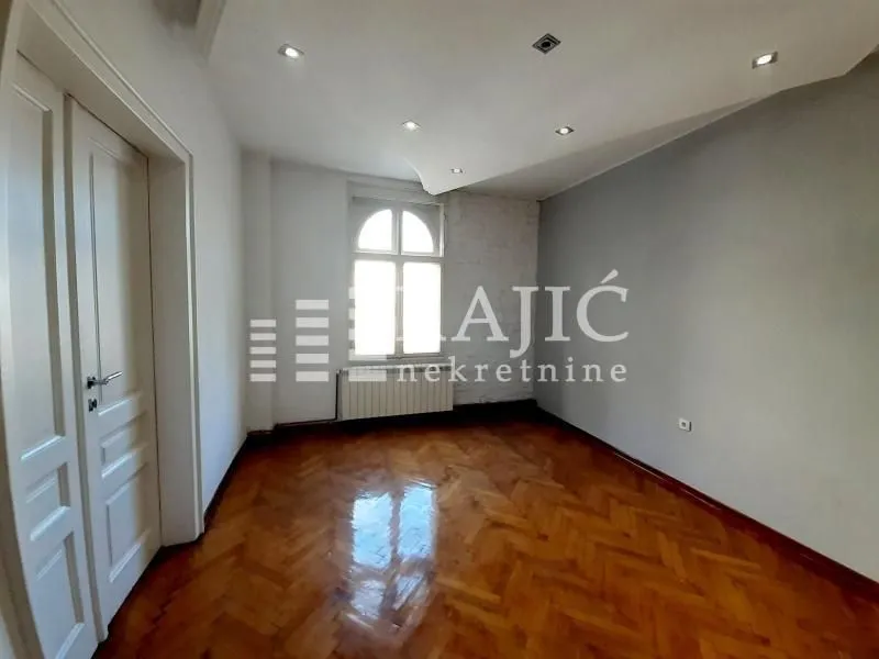Rent, two bedroom apartment, 60m², Stari Grad, Beograd