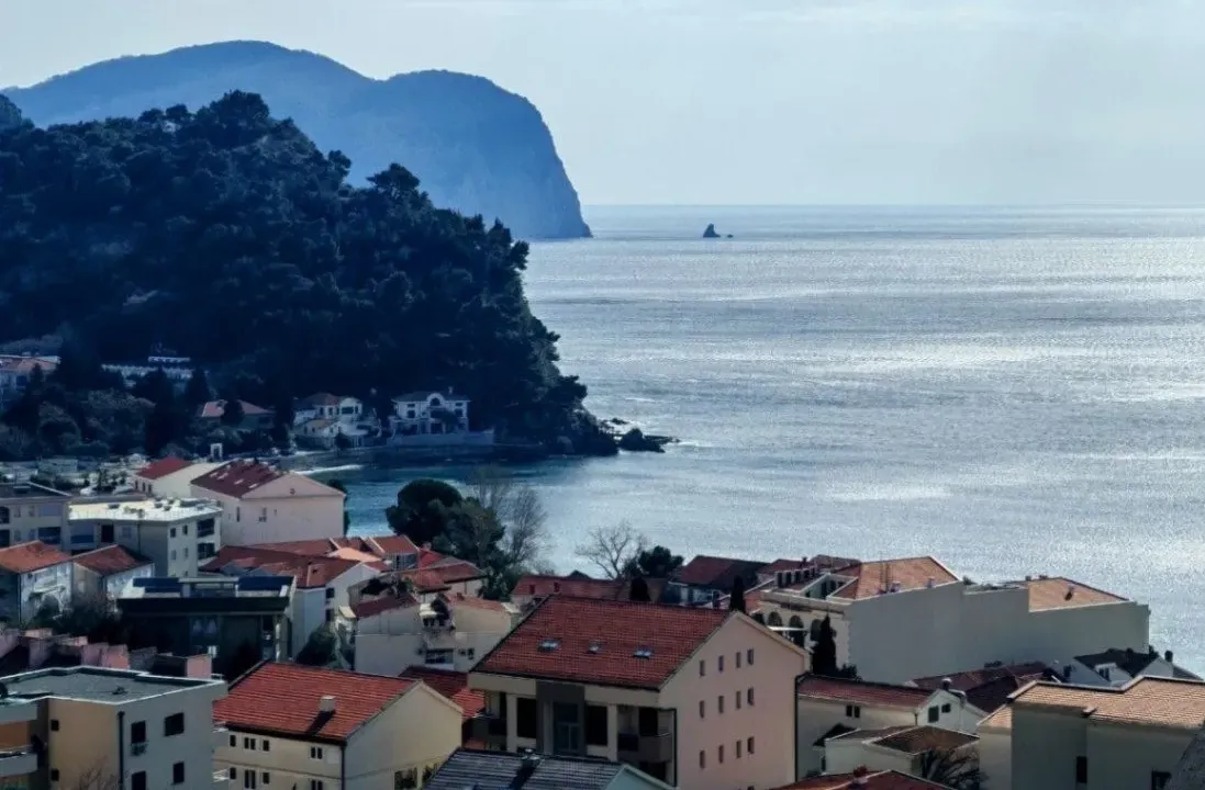 Sale, one bedroom apartment, 55m², Petrovac, Budva
