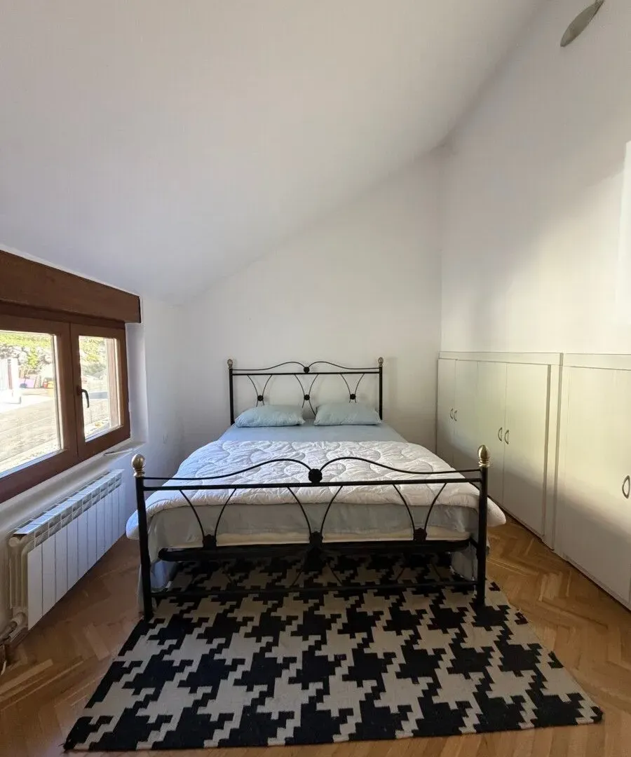 Rent, apartment, 285m², Gorica C, Podgorica