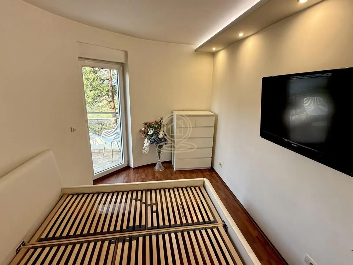 Rent, two bedroom apartment, 70m², Čukarica, Beograd
