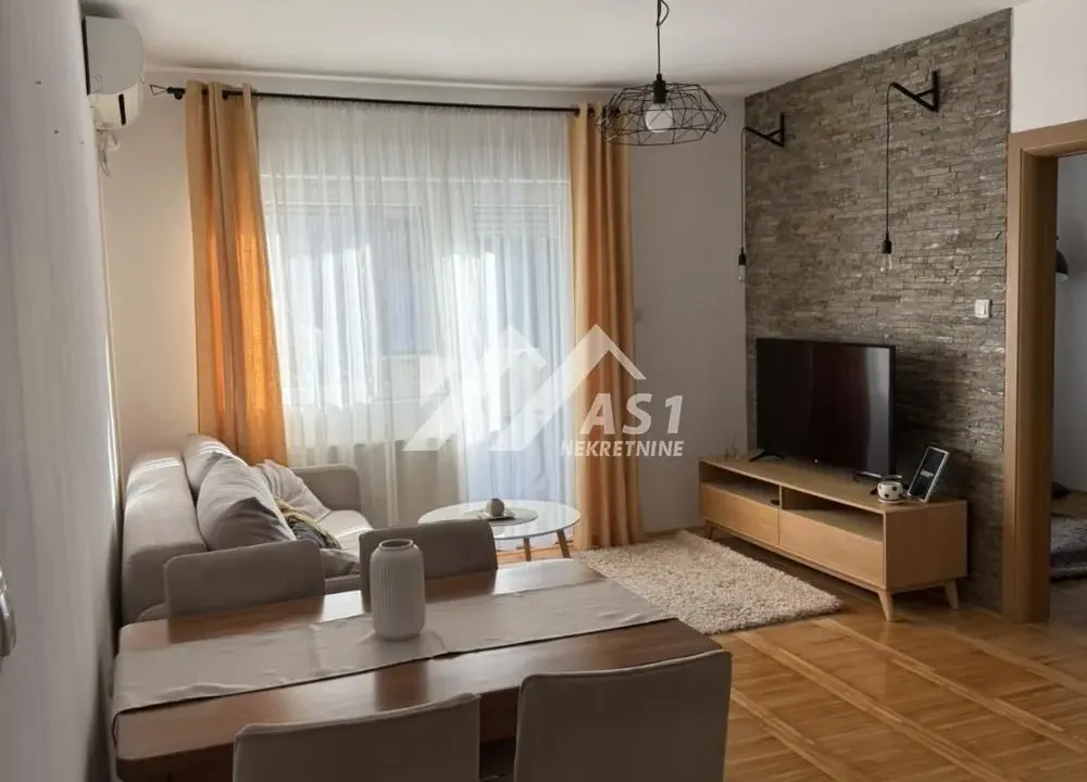 Izdavanje, dvosoban stan, 46m², Podbara, Novi Sad Sve Podlokacije