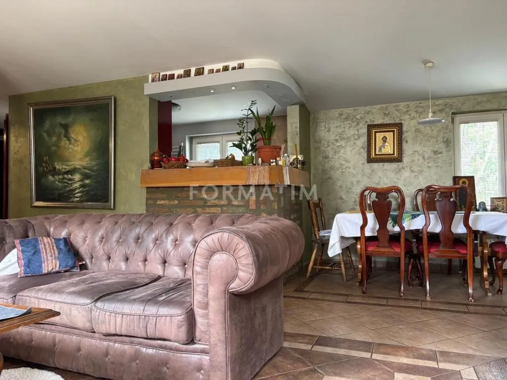 Sale, four bedroom apartment, 120m², Stari Grad, Beograd