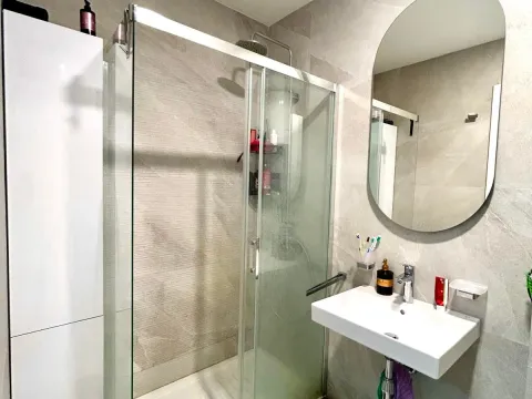 Rent, one bedroom apartment, 42m², Central Point, Podgorica - image 9