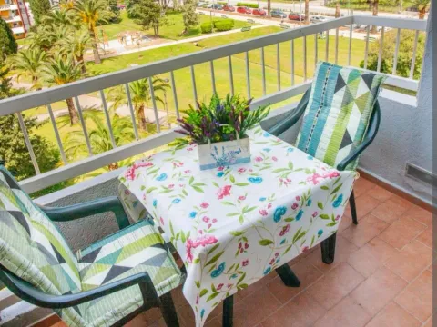 Rent, one bedroom apartment, 52m², Tree cane, Budva - image 2