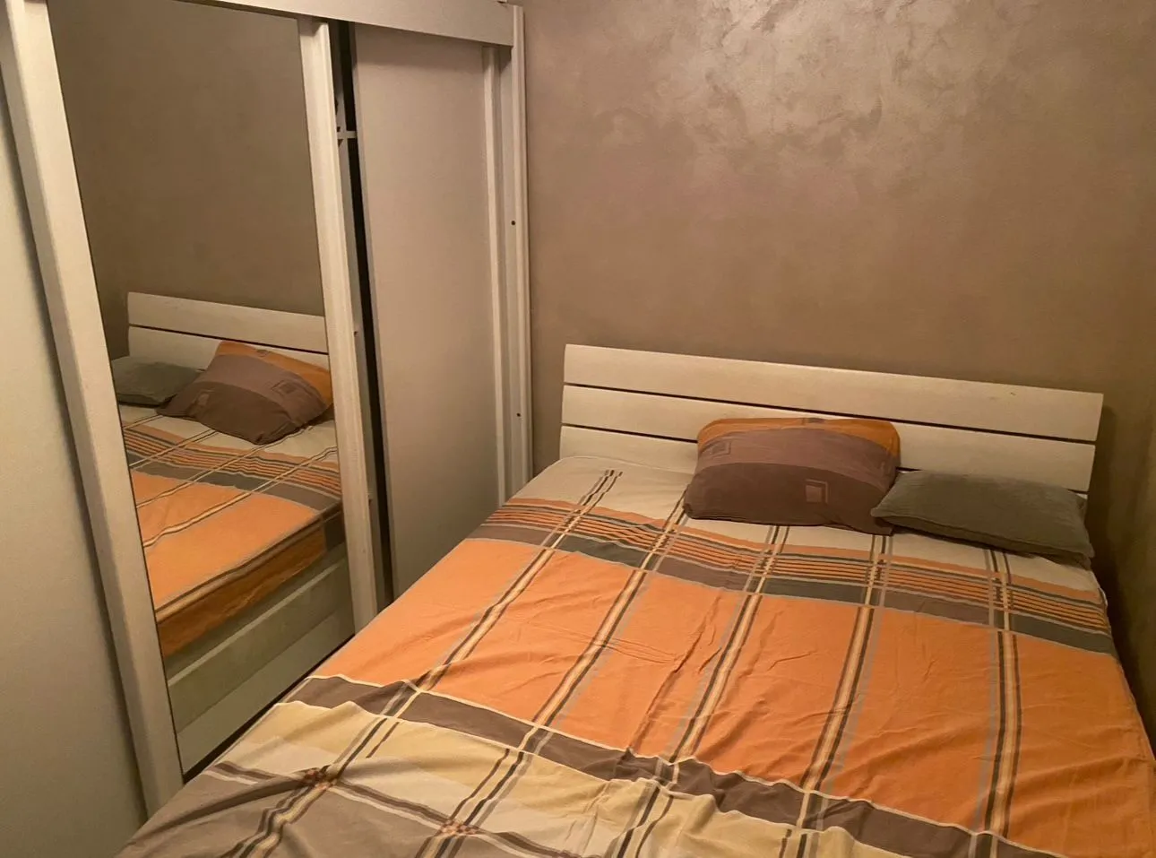 Izdavanje, jednosoban stan, 47m², Stari Aerodrom, Podgorica