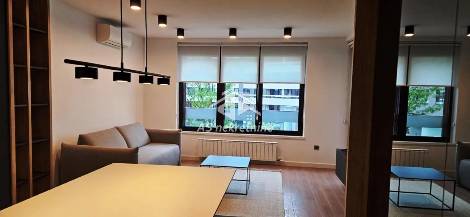 Izdavanje, dvosoban stan, 53m², Novi Beograd Blok 65, Novi Beograd Sve Podlokacije