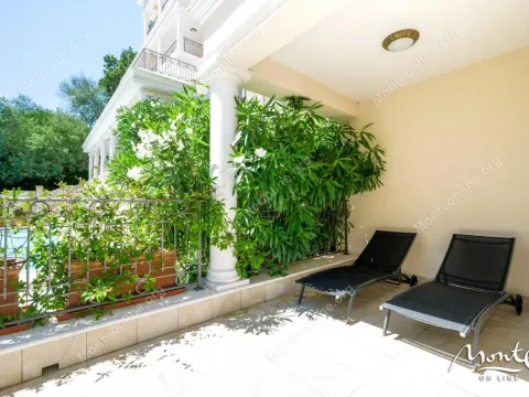 Sale, three bedroom apartment, 166m², Đenovići, Herceg Novi - image 29