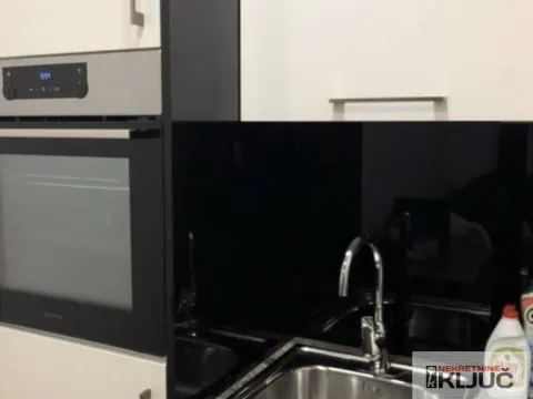 Izdavanje, jednosoban stan, 40m², Centar, Novi Sad - image 7