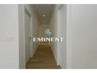 Izdavanje, trosoban stan, 78m², Savski Venac, Beograd - image 4