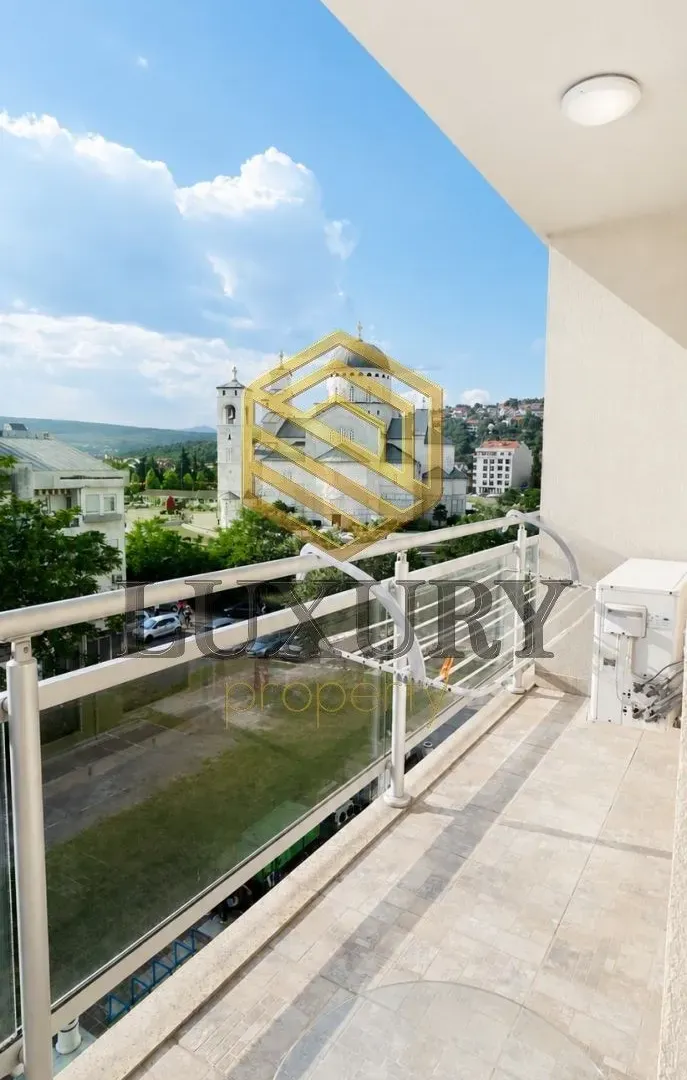 Izdavanje, jednosoban stan, 49m², Preko Morače, Podgorica