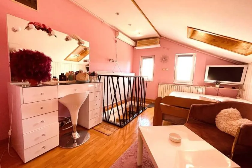 Rent, three bedroom apartment, 140m², Cerak, Beograd