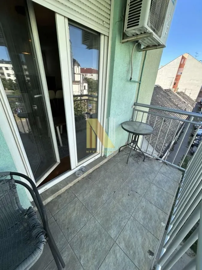 Izdavanje, jednosoban stan, 45m², Grbavica, Novi Sad Sve Podlokacije