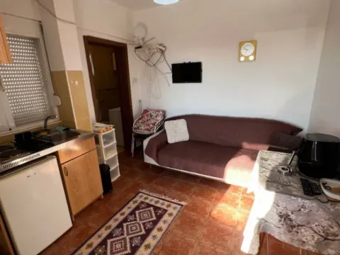 Rent, studio apartment, 30m², Šušanj, Bar - image 2