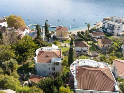 Prodaja, trosoban stan, 125m², Đenovići, Herceg Novi - image 11