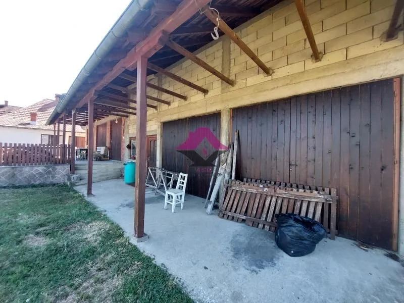 Prodaja, kuća, 583m², Progoreoci, Arandjelovac
