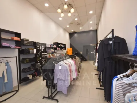 Sale, office space, 53m², Blok 5, Podgorica