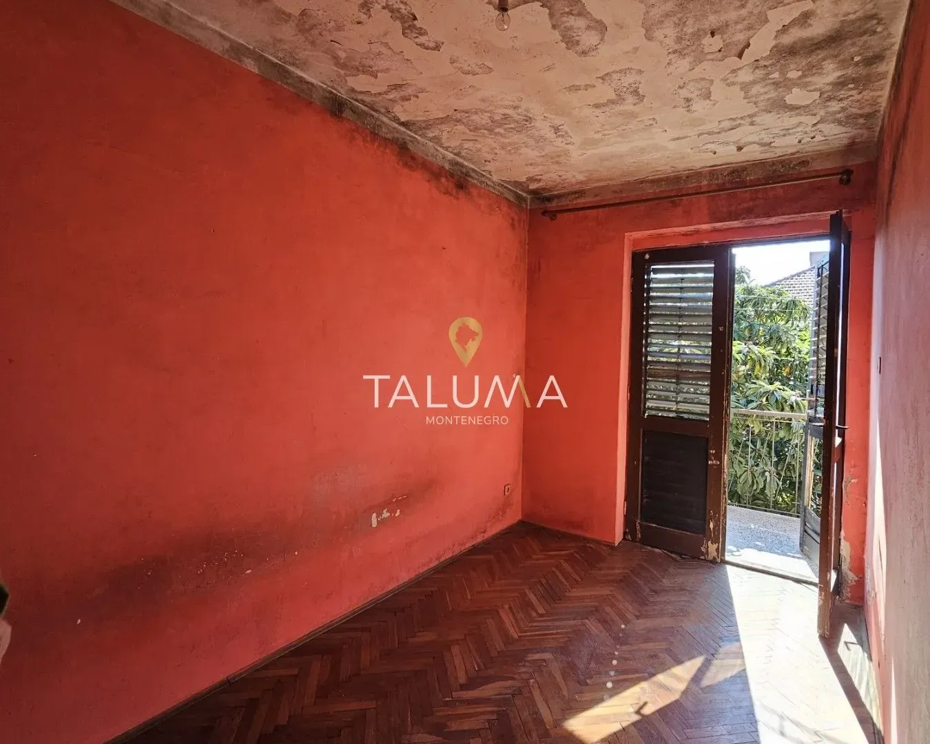 Sale, house, 300m², Masline, Podgorica