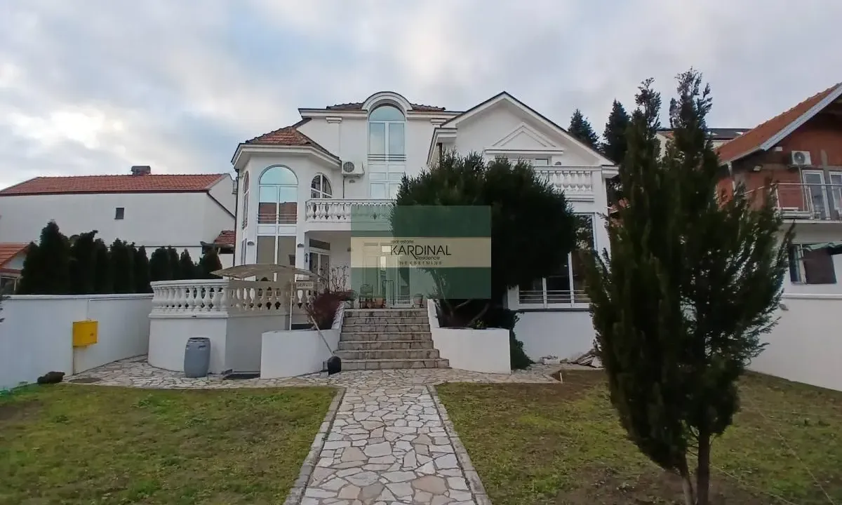 Prodaja, kuća, 334m², Vašarište, Kragujevac