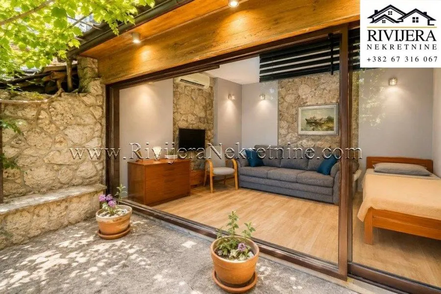 Prodaja, dvosoban stan, 109m², Savina, Herceg Novi