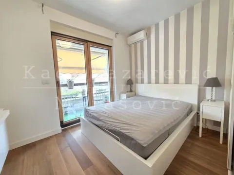 Rent, two bedroom apartment, 57m², Savski Venac, Beograd - image 7