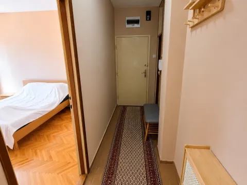 Rent, two bedroom apartment, 65m², Pejton, Podgorica - image 6