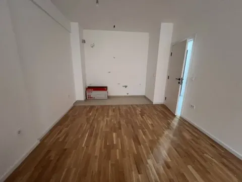 Rent, one bedroom apartment, 66m², Stari Aerodrom, Podgorica - image 1