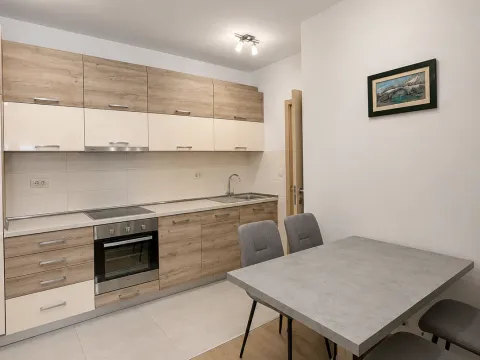 Rent, two bedroom apartment, 71m², City Kvart, Podgorica - image 5