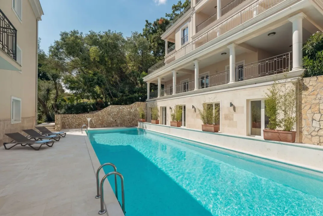 Sale, four bedroom apartment, 158m², Kumbor, Herceg Novi
