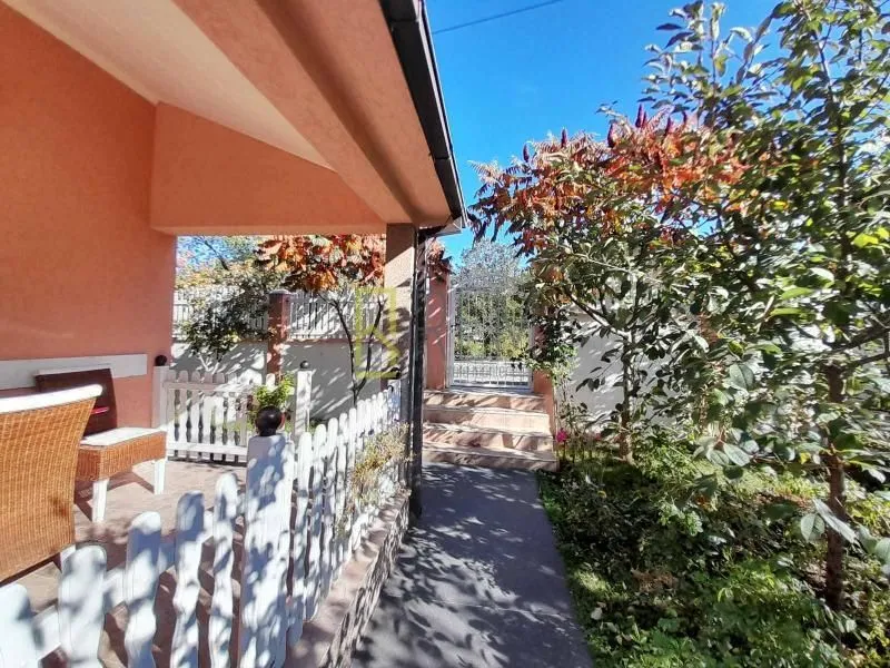 Prodaja, kuća, 210m², Cetinje, Crna Gora